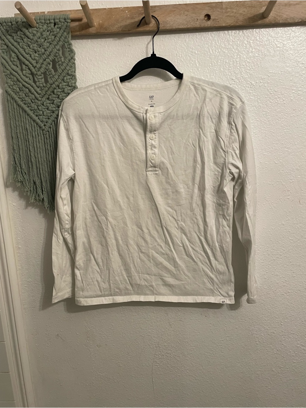 GAP Men's White Long-Sleeve Henley Shirt - Classic Three-Button